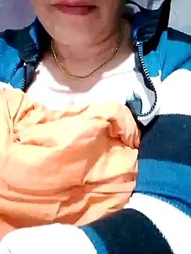 small-house123 online show from 12.02.25