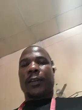 Snapshot of Ndodemnyama@xh chatting on 11.27.25 Ndodemnyamaxh online show from 11.27.25