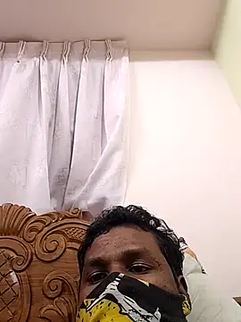 Snapshot of I-AM-gigoolo5 chatting on 11.02.25 I-AM-gigoolo5 online show from 11.02.25