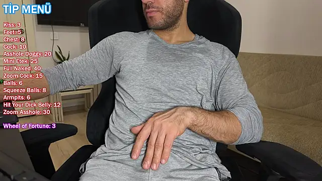 Snapshot of gizemllixxx chatting on 11.08.25 gizemllixxx online show from 11.08.25