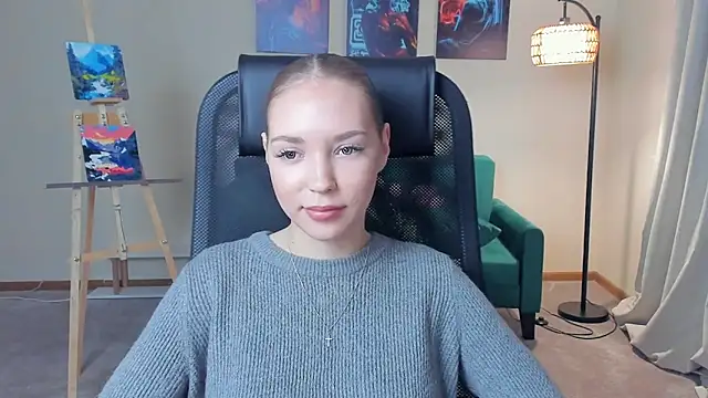 Snapshot of MerlePalaia chatting on 11.06.25 MerlePalaia online show from 11.06.25