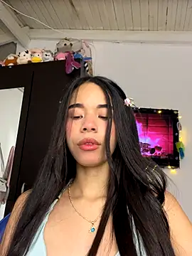 Snapshot of Milleradhara24 chatting on 01.08.26 Milleradhara24 online show from 01.08.26