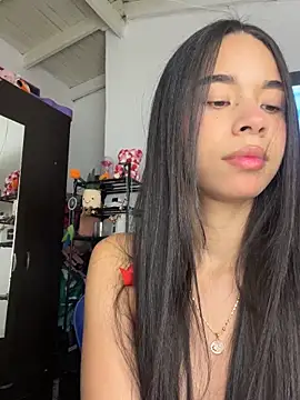 Snapshot of Milleradhara24 chatting on 03.03.26 Milleradhara24 online show from 03.03.26