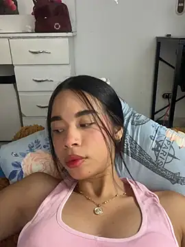 Snapshot of Milleradhara24 chatting on 03.14.26 Milleradhara24 online show from 03.14.26