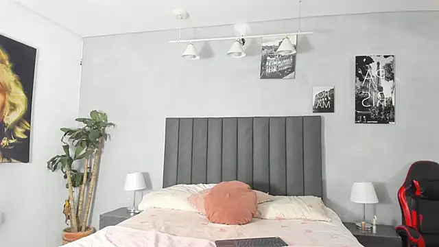 kendra london online show from 05.29.26