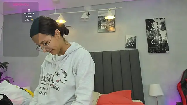 kendra london online show from 06.18.26
