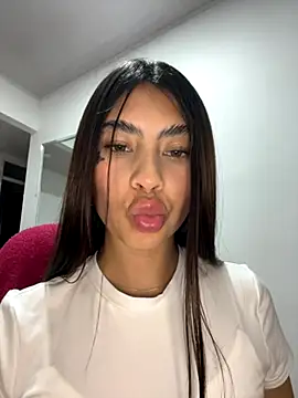 Maca  online show from 11.12.25