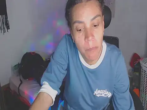 shayna cute online show from 06.08.26
