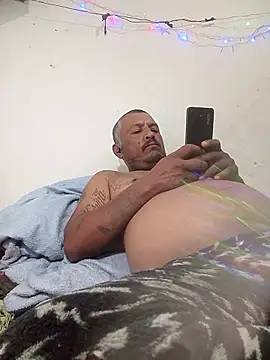 Snapshot of negrocomomisuerte chatting on 01.16.26 negrocomomisuerte online show from 01.16.26