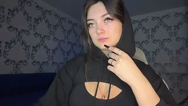 TwotyBright online show from 02.07.26