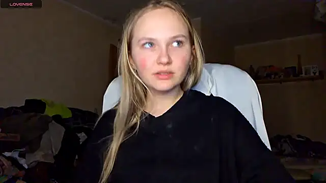 KarinRobertson online show from 02.18.26