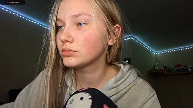 KarinRobertson online show from 03.15.26