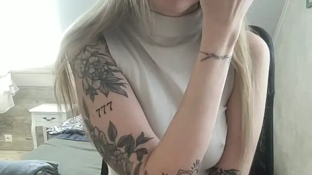 Snapshot of Angels__Share chatting on 02.10.26 Angels Share online show from 02.10.26