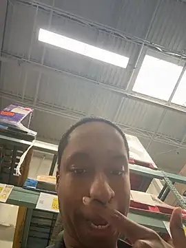 Snapshot of your_pervy_son chatting on 11.15.25 your pervy son online show from 11.15.25