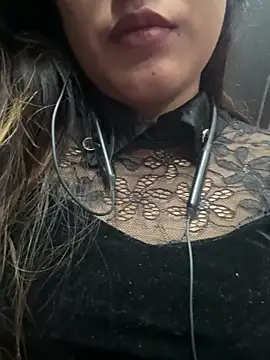 Angel-pune001 online show from 11.16.25