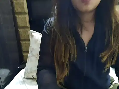 Snapshot of Angel-pune001 chatting on 02.15.26 Angel-pune001 online show from 02.15.26