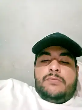 Snapshot of Yerackhip chatting on 02.17.26 Yerackhip online show from 02.17.26