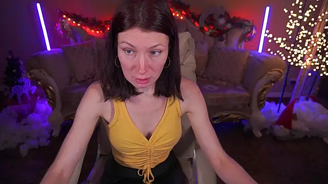 Snapshot of AmiraGoldd chatting on 01.16.26 AmiraGoldd online show from 01.16.26