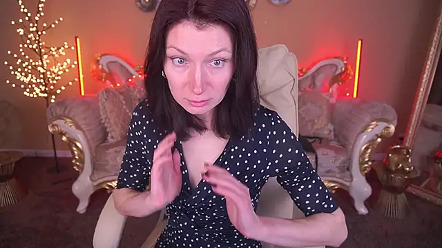 Snapshot of AmiraGoldd chatting on 03.06.26 AmiraGoldd online show from 03.06.26