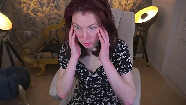 AmiraGoldd online show from 04.22.26