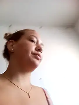 Snapshot of Keti_marques84 chatting on 03.25.26 Keti marques84 online show from 03.25.26