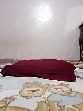 Snapshot of sdlmona chatting on 11.23.25 sdlmona online show from 11.23.25