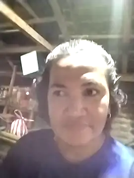 Snapshot of Sassy-jann chatting on 11.27.25 Sassy-jann online show from 11.27.25