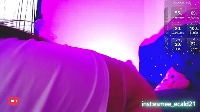 EsmeCaldwel online show from 11.12.25