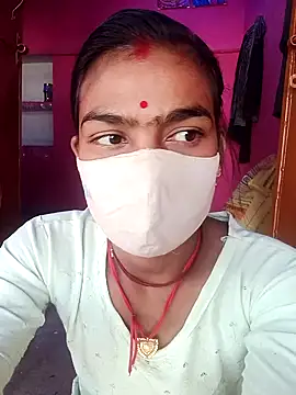 Snapshot of Kalpna_bb chatting on 11.25.25 Kalpna bb online show from 11.25.25