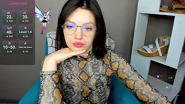 Karina Kellyy online show from 11.14.25