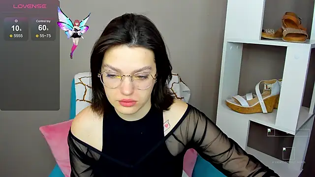 Karina Kellyy online show from 11.15.25