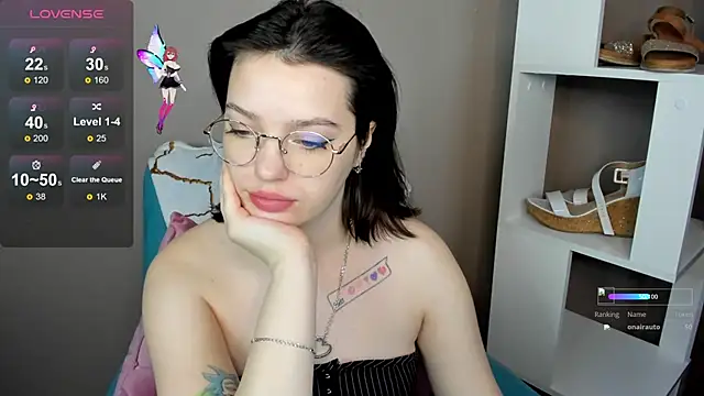 Karina Kellyy online show from 11.21.25