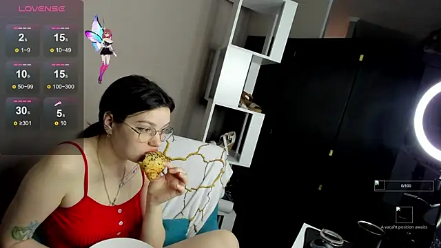 Karina Kellyy online show from 12.04.25