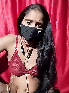 Snapshot of Your-Aisha chatting on 11.23.25 Your-Aisha online show from 11.23.25