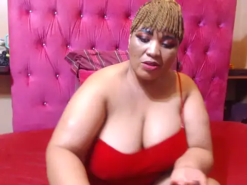 HUGE BUSTY EBONY online show from 04.24.26