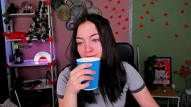 baby hotte online show from 02.10.26