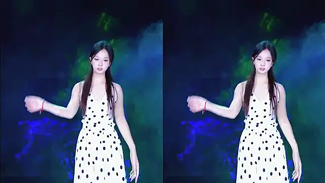 Snapshot of Amazing-001 chatting on 12.13.25 Amazing-001 online show from 12.13.25