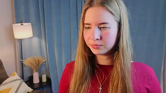 Snapshot of MowasaBritten chatting on 11.25.25 MowasaBritten online show from 11.25.25