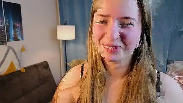 Snapshot of MowasaBritten chatting on 11.27.25 MowasaBritten online show from 11.27.25