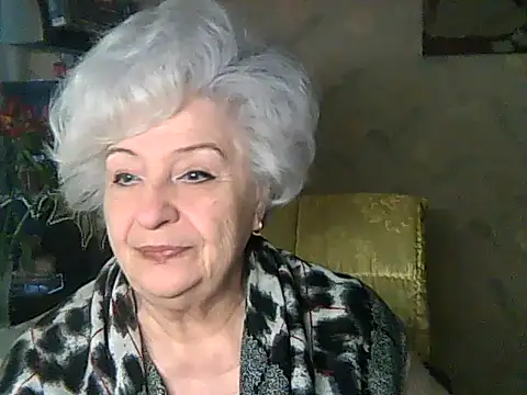 ValeriaKroww online show from 04.25.26