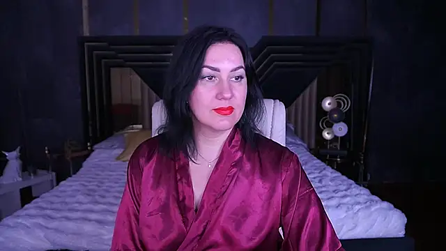 VelvetLuck online show from 11.24.25