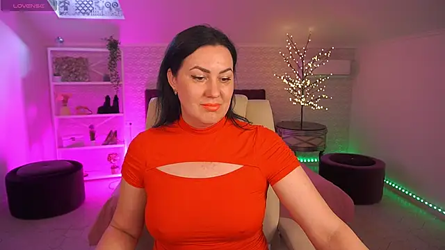 VelvetLuck online show from 04.22.26