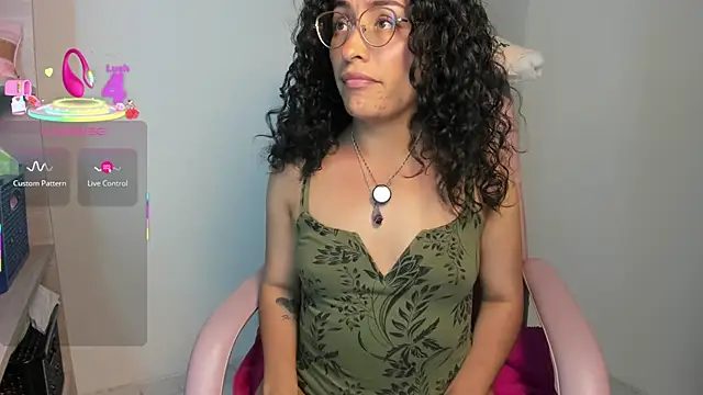 misslya00 online show from 12.05.25