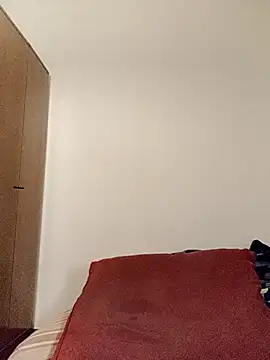 Snapshot of 00Travsharongomez chatting on 11.05.25 00Travsharongomez online show from 11.05.25