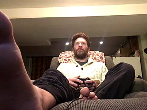 Snapshot of RockHammercock chatting on 11.27.25 RockHammercock online show from 11.27.25