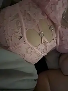 Snapshot of Funcouple27 chatting on 11.04.25 Funcouple27 online show from 11.04.25