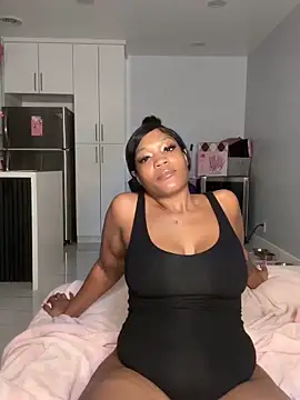 Snapshot of PrincessDreamm chatting on 02.17.26 PrincessDreamm online show from 02.17.26