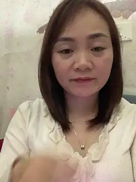 Snapshot of Bana-gibee chatting on 12.01.25 Bana-gibee online show from 12.01.25