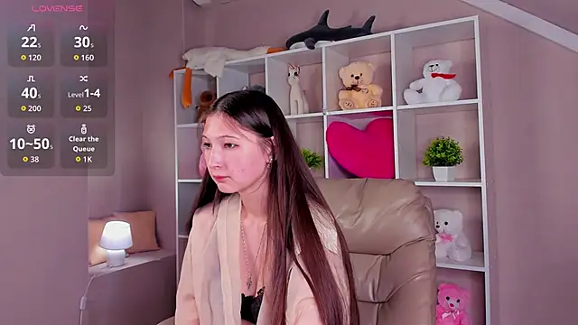 Ella Burns online show from 11.11.25