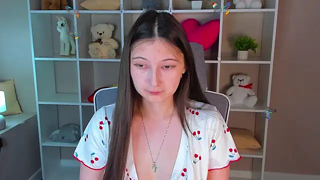 Ella Burns online show from 04.21.26